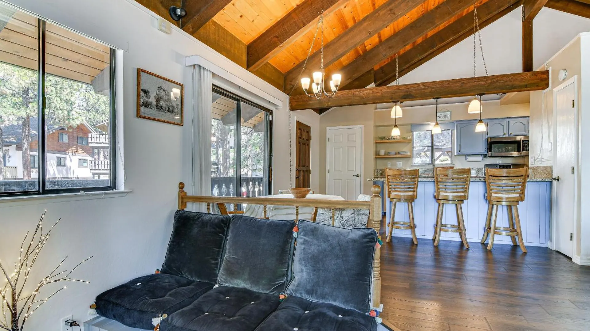 South Lake Tahoe Cabin Near Skiing And Beach Access Vakantiehuis South Lake Tahoe